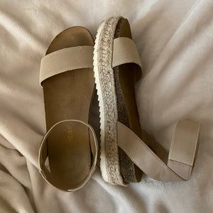 Francesca’s Sandals